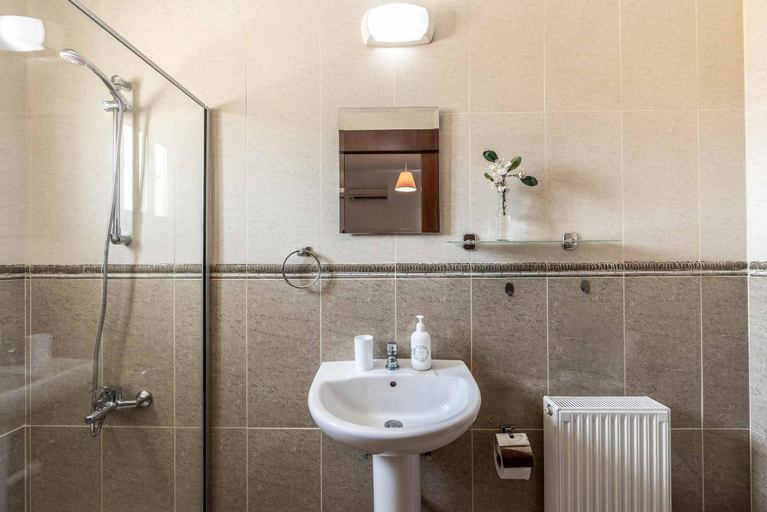 Bathroom 4, Villa Orange Tree
