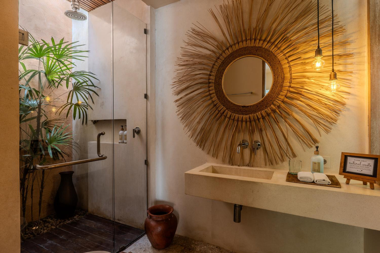 Bathroom 2, Kai Villas Lombok, Lombok