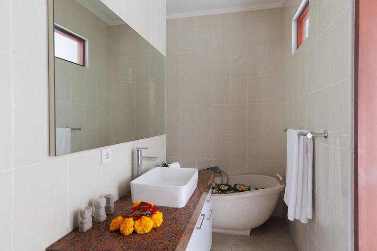 Bathroom 4, Villa Golden Palm Bali Canggu- HUGE luxe 2-storey villa, Badung