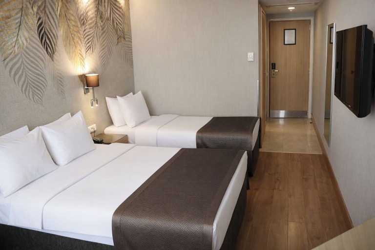 Bedroom 4, Riva Hotel Taksim, Beyoğlu