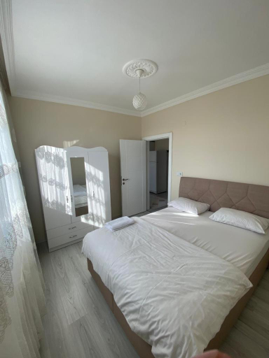 3, ada mevan otel, Merkez