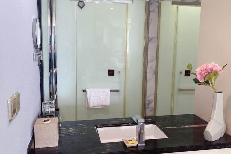 Bathroom 3, Fuerte Chain Hotel Leqing Yundu, Wenzhou