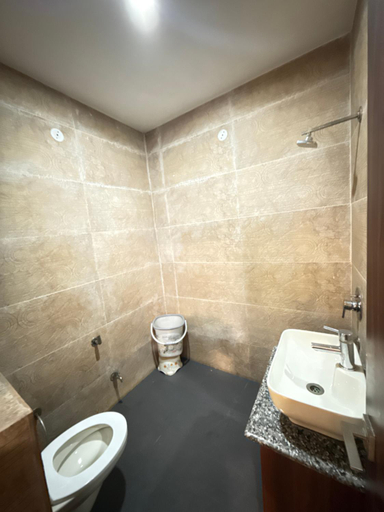 Bathroom 4, Hotel Golden Heart, Amritsar