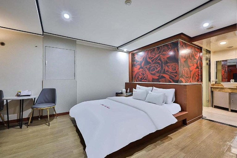 Bedroom 4, Hwagok Flower, Gangseo