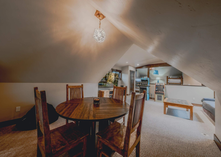 Room 3, Wilderness Club Manor For 20, Lincoln
