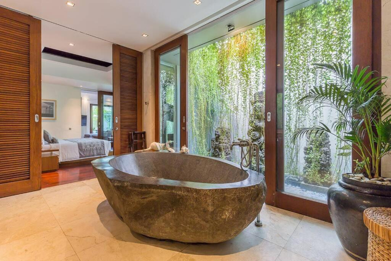 Bathroom 2, Eshara 1 our Tropical & luxury 3BR Villa 450m from beach, Badung