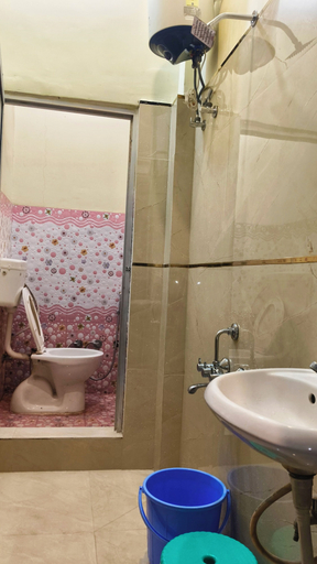 Bathroom 5, Om home stay, Faizabad
