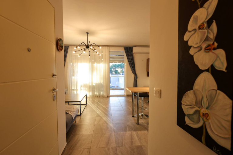 Room 5, Designer Apartment in the Pines San Pietro, Durrësit