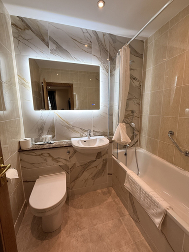 Bathroom 3, The Star Inn 1744, Leicestershire