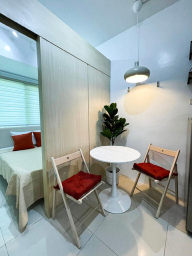 Others 4, The Grass Residences, Quezon City