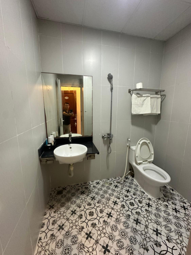 5, GIANG SON Hotel, Cát Hải