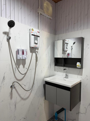Bathroom 5, Lak Kao Nai Resort หลักเก้า ไนท์ รีสอร์ท, Ban Ta Khun