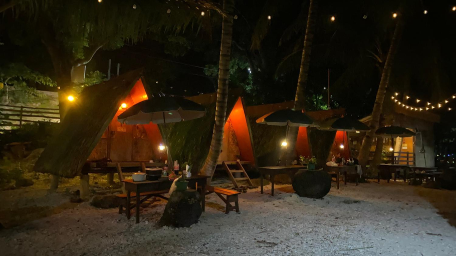Food & Drinks, Alfonsa Tent Ground - Camp By The Sea, Oslob