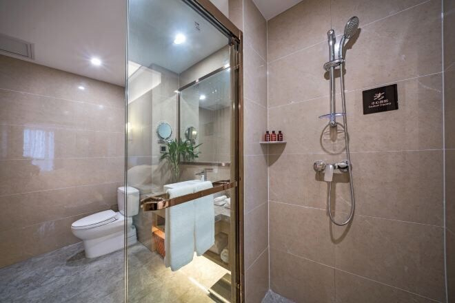 Bathroom 3, West City International Hotel, Nanping