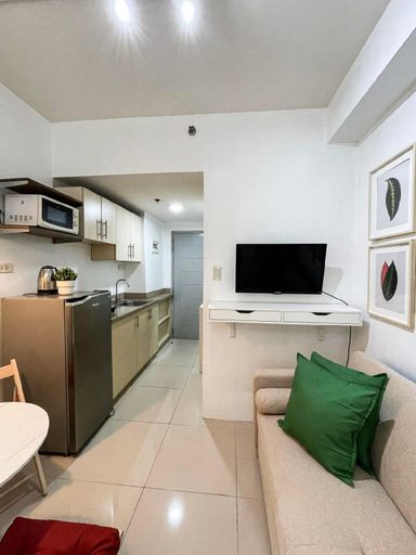 Others 5, The Grass Residences, Quezon City
