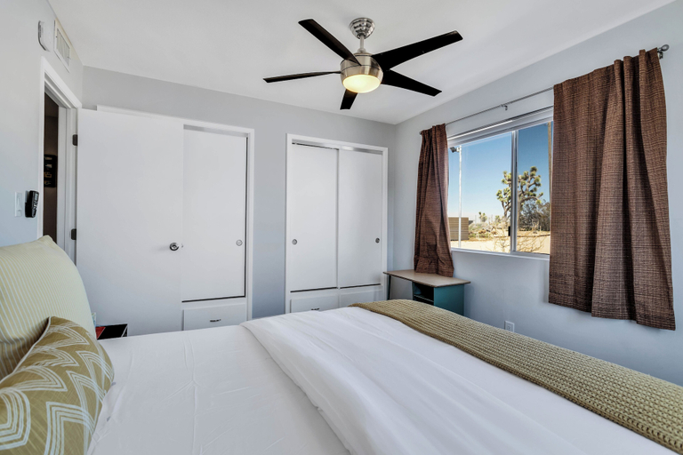 Interior 2, Scandia, San Bernardino