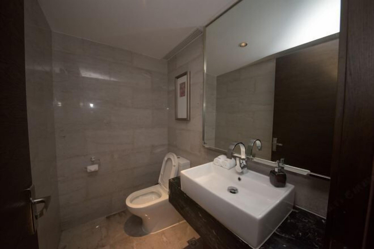 Bathroom 4, Yimei Hotel, Chongqing