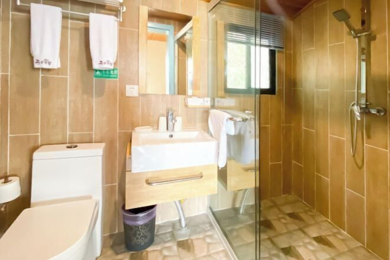 Bathroom 3, Yunliwuli Boutique Homestay (Qiandaohu lishang), Hangzhou