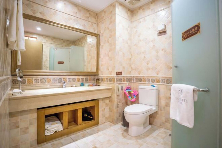 Bathroom 4, Knight's Hotel Europark Resort, Dezhou