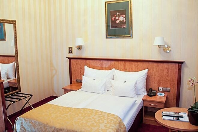 Room 4, Pension Opera Suites I Self Check IN, Wien