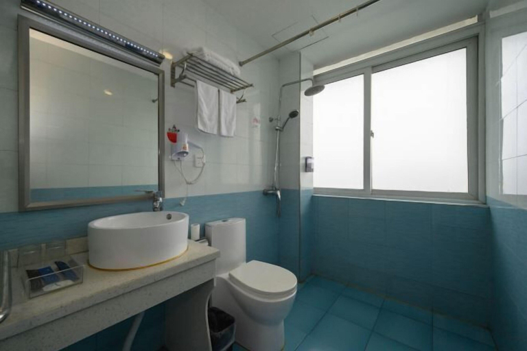 Bathroom 3, Hancheng Express Hotel (Anqing Railway Station Bus Station), Anqing