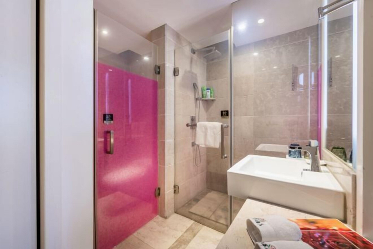 Bathroom 4, Yongdeng Jujia Hotel, Lanzhou