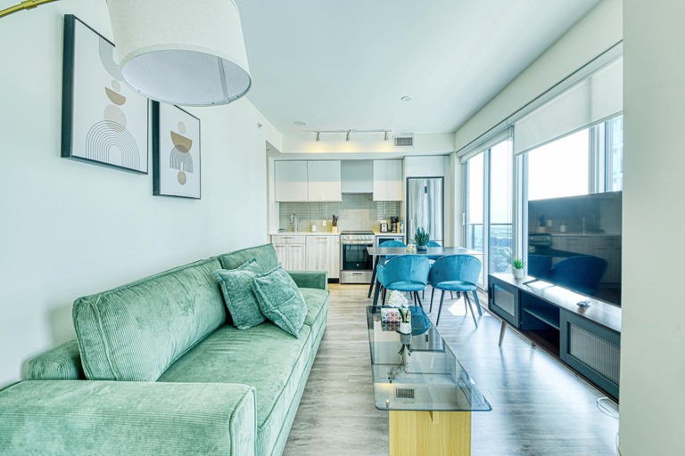 Living area 5, The Coreline Suites – Downtown Toronto, Toronto
