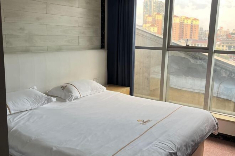 Bedroom 5, Marriott Hotel, Shangrao