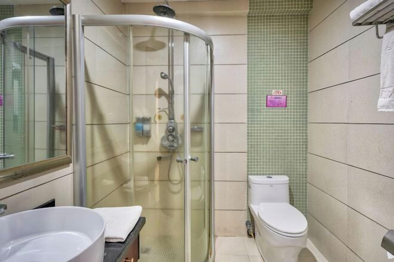 Bathroom 4, SINO EUROPE HOTEL, Dehong Dai and Jingpo