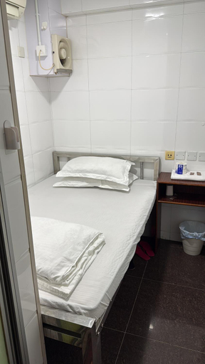 Bedroom 2, Paradise Guest House, Kowloon