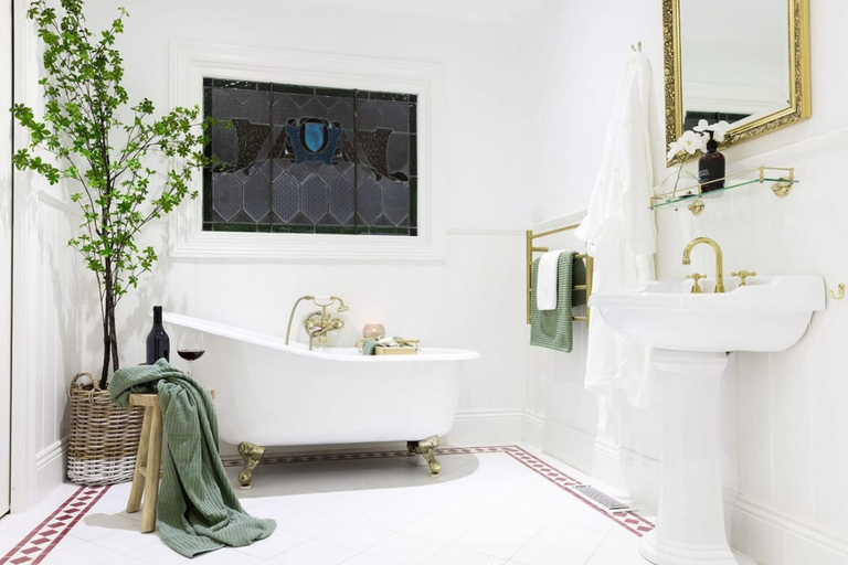 Room 2, Oliver s Cottage Yarra Valley Spa and Sauna, Yarra Ranges - North