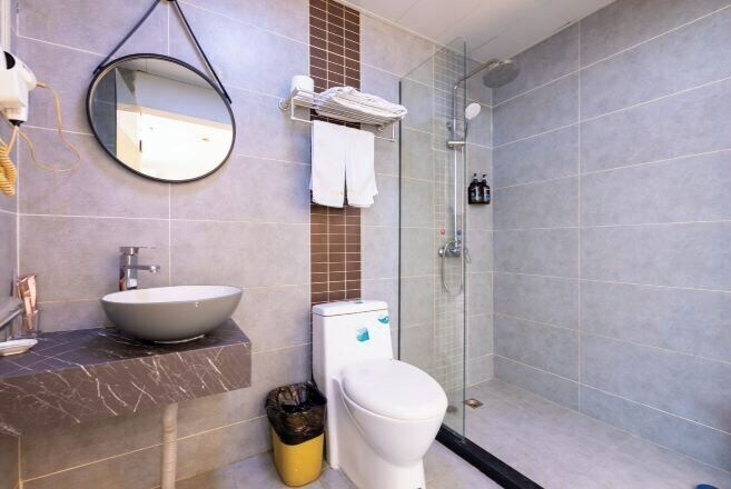 Bathroom 3, Jiangwen Hotel, Shanghai
