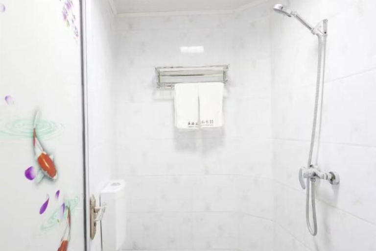 Bathroom, Yunyang Covered Bridge Resort, Chongqing