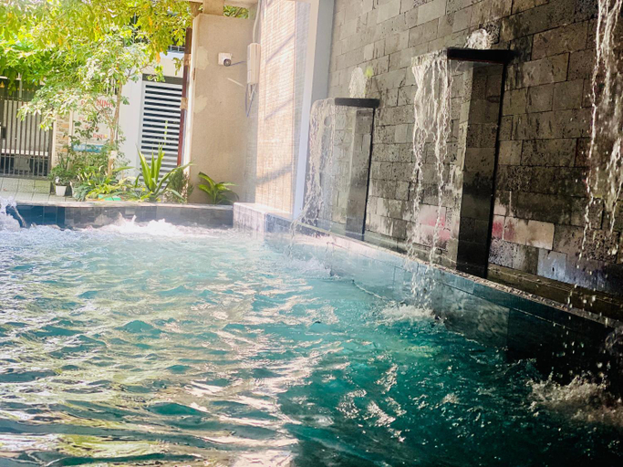Others 5, Cleopatra villa, Huế