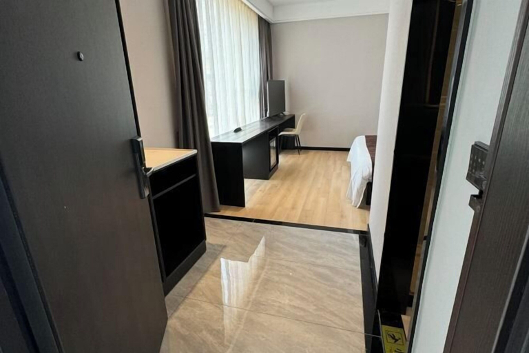 Bedroom 3, Super 8 Hotel (Shanghai Jinshan City Beach), Shanghai