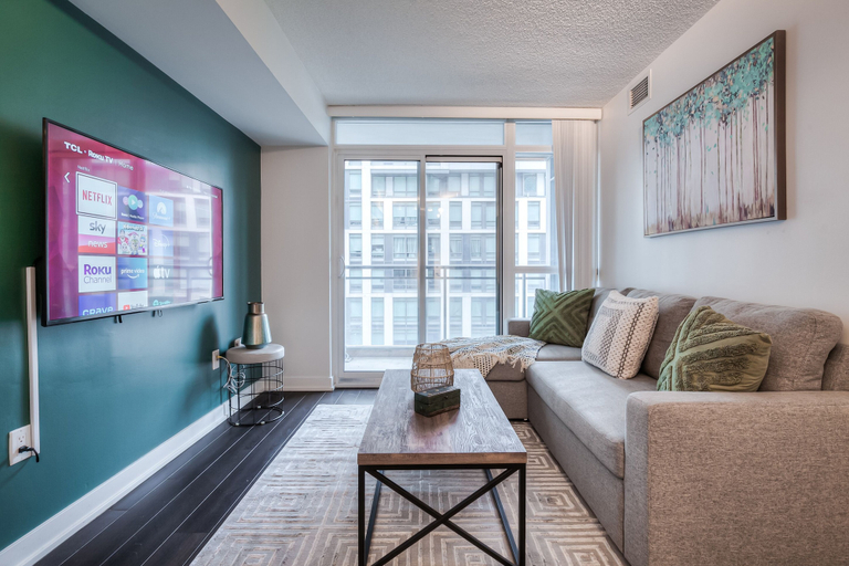Living area 4, Lake View Ramada, Toronto