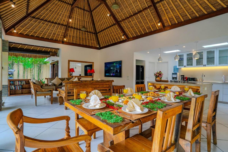 Food & Drinks 5, Villa Evelyne, Luxury Villa, Fully Staffed, Central Seminyak, Badung