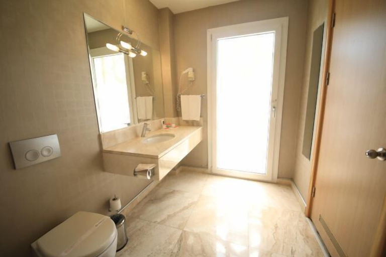 Bathroom 4, Orucoglu Oreko Hotel, Merkez