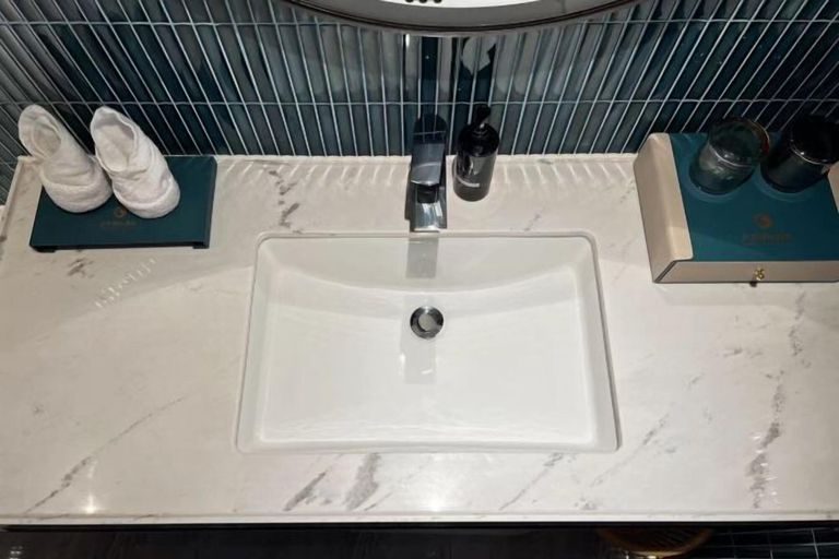Bathroom 4, Hanchuan Baiyun International Hotel, Xiaogan
