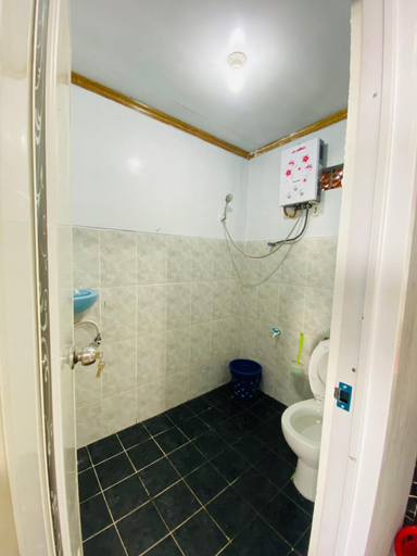 Bathroom 5, Dieng cabin atas awan, Wonosobo