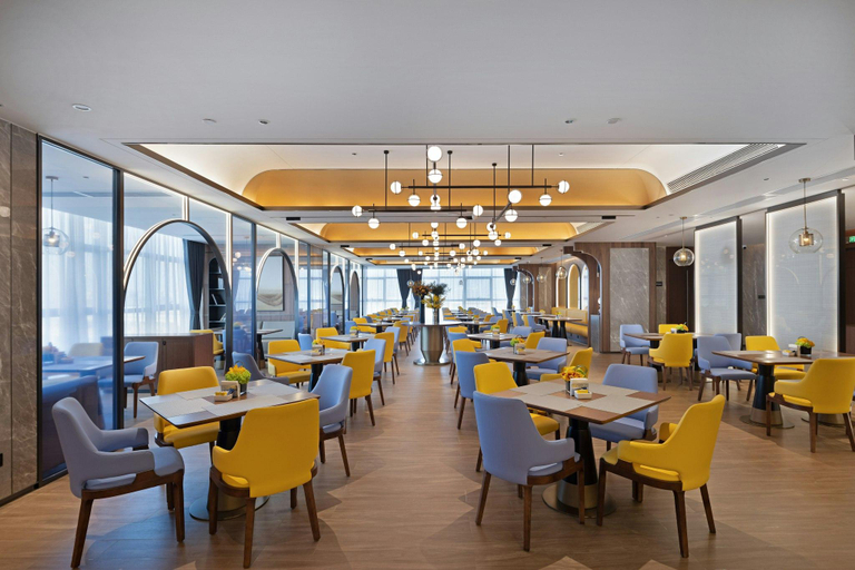 Food & Drinks 5, Hampton by Hilton Jieyang Railway Station, Jieyang
