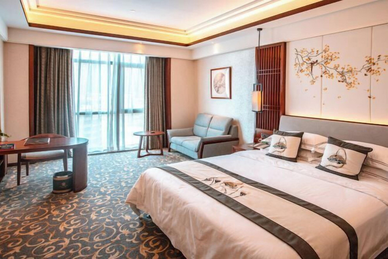 Bedroom 3, Binhu Peninsula Hotel, Chongqing