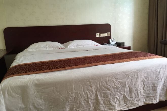 Bedroom 4, Guiding Yulong Hotel, Qiannan Buyei and Miao