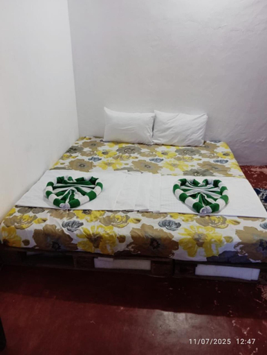 Bedroom 3, Nimal's white house, Kuchchaveli