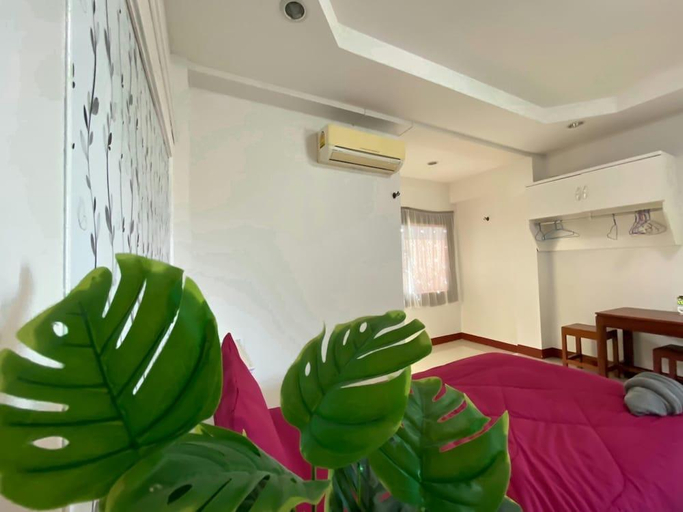 Others 2, Sirasit 999 mansion, Muang Phetchaburi