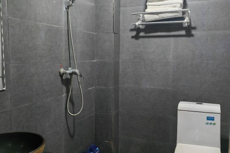 Bathroom 3, Biancheng Shanshui Inn, Xiangxi Tujia and Miao