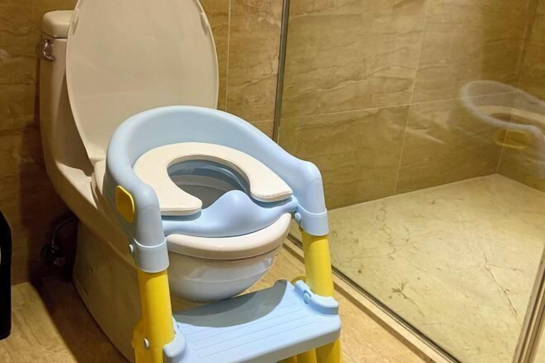 Bathroom 4, Juncheng Higher-quarter Hotel, Zhongshan