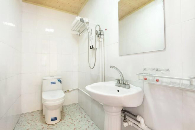 Bathroom 3, Xiyu Boutique Hostel, Guilin