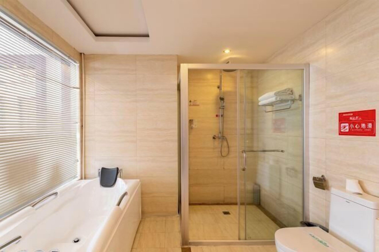 Bathroom 4, Changtai Palace Hotel, Ordos