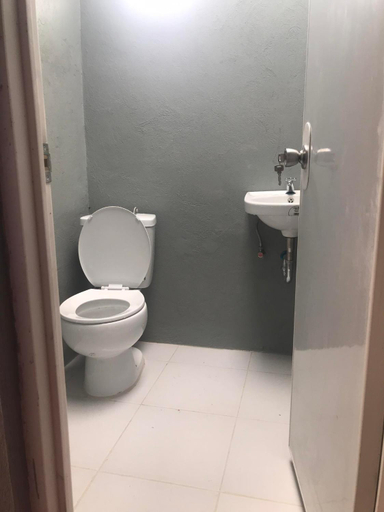 Bathroom 3, Payag, El Nido